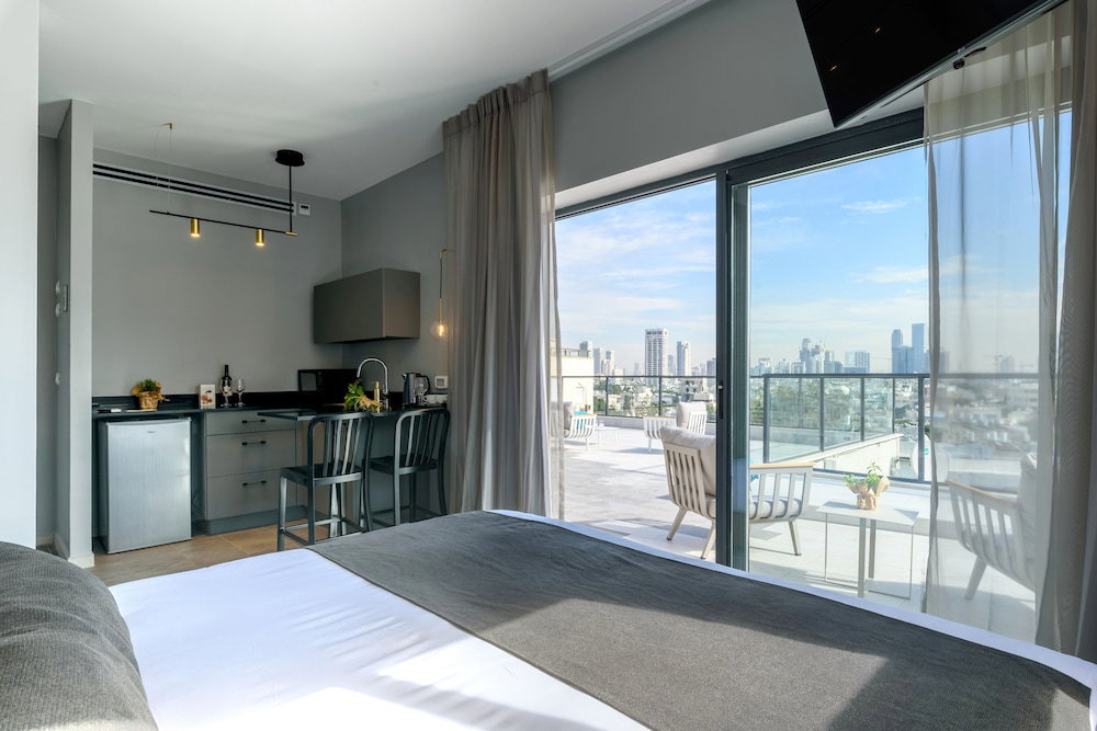 Hotel The Roof - By Sea Land Suites