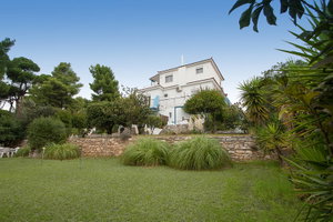 Hotel Villa Alexis cazare Skiathos