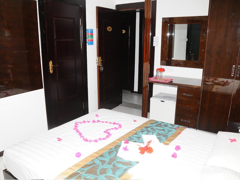 Le Flamboyant Hotel