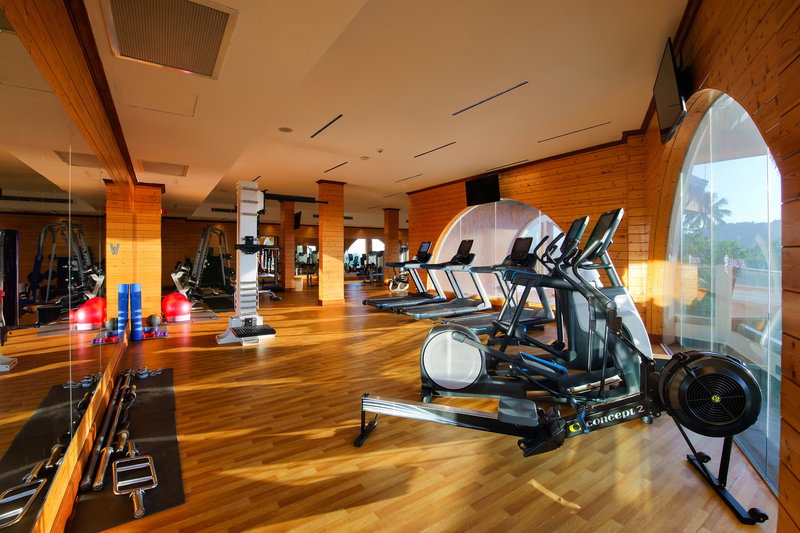 Araliya Beach Resort & Spa