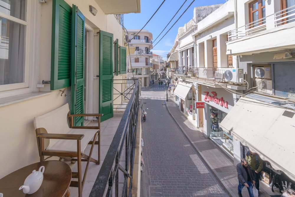 dal travel Rethymno Heart