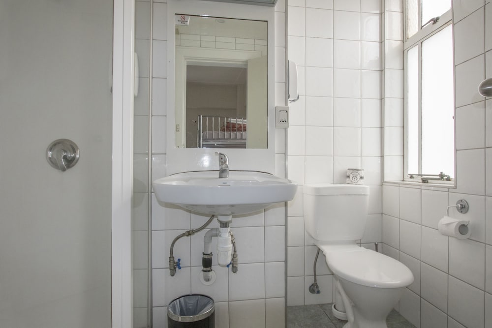 Hotel Waterloo And Backpackers