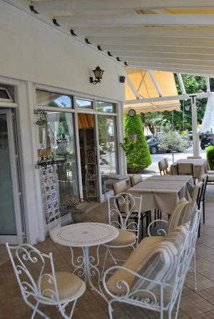 Hotel Polizotou Rooms cazare Skala Sotiros