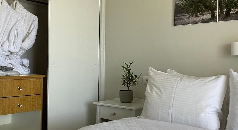Hotel Villa Clelia Studios Apartments
