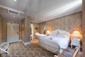 Hotel Chateau De La Tour cazare Cannes