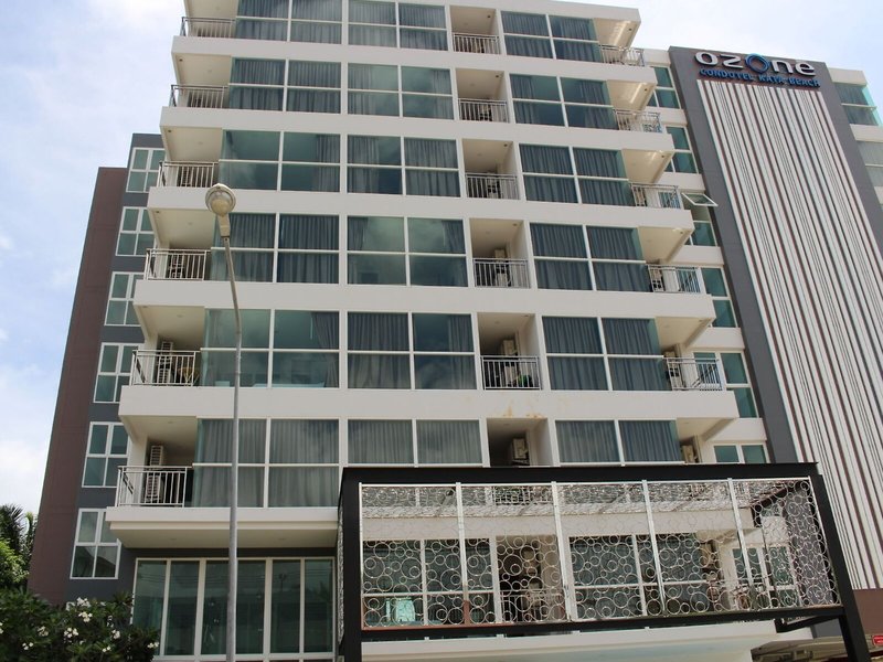 Ozone Condotel Kata Beach