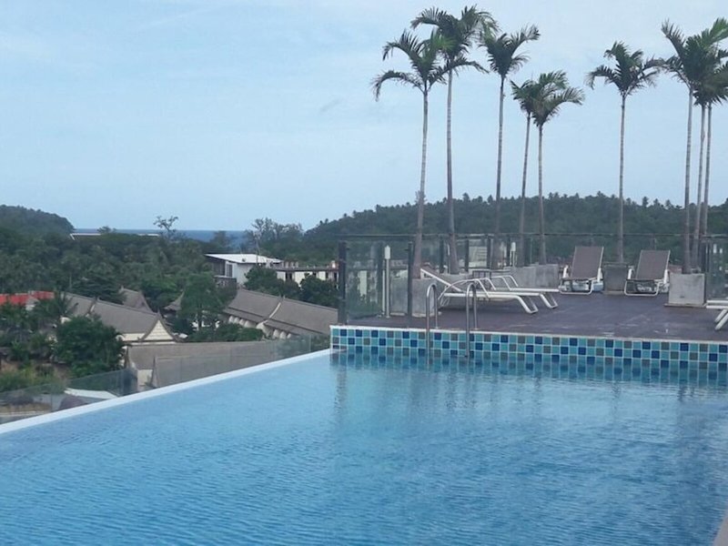 Ozone Condotel Kata Beach