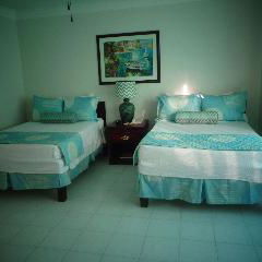 Hotel Colony Club Inn & Suites cazare Nassau