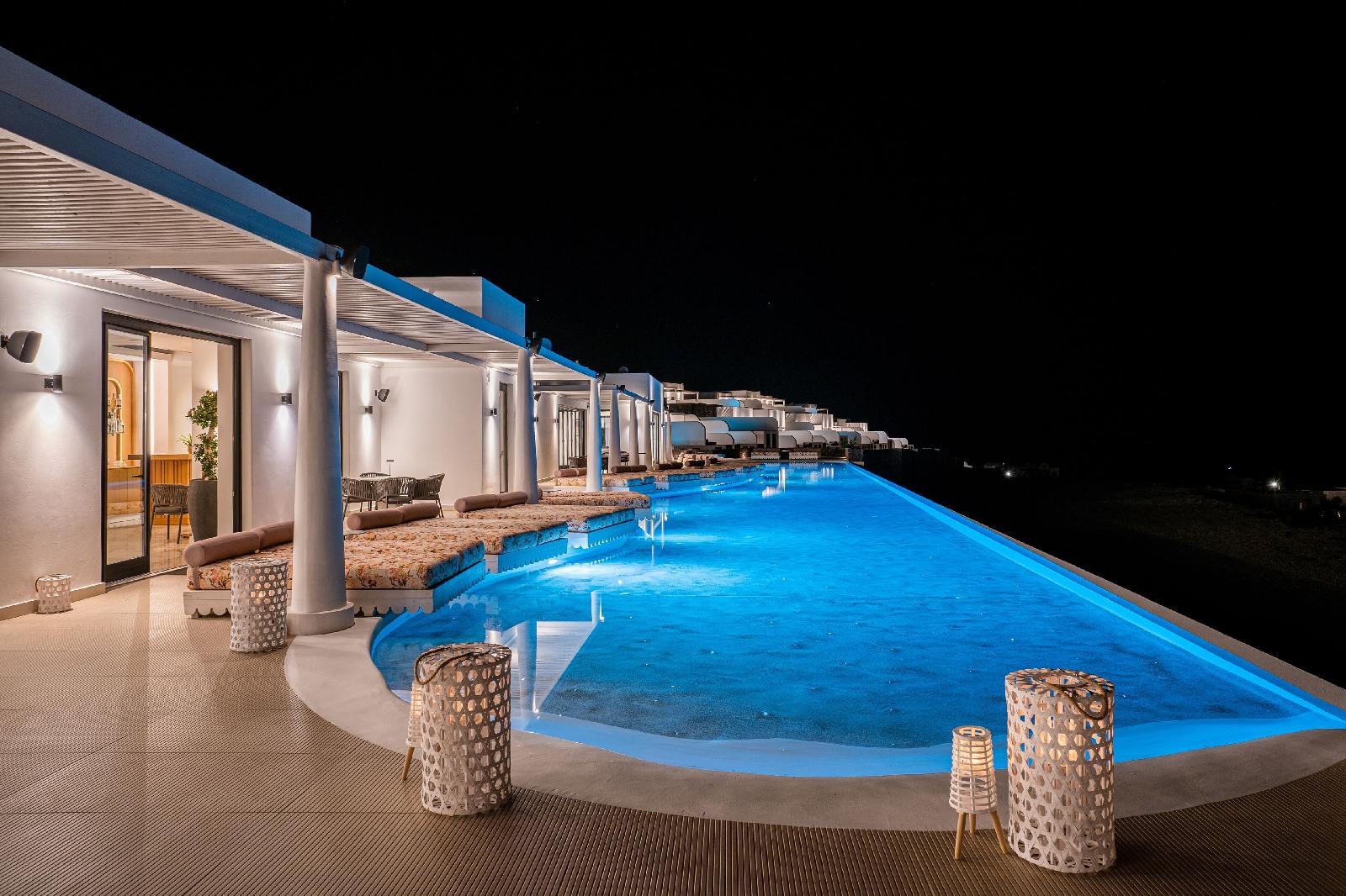 Cresanto Luxury Suites