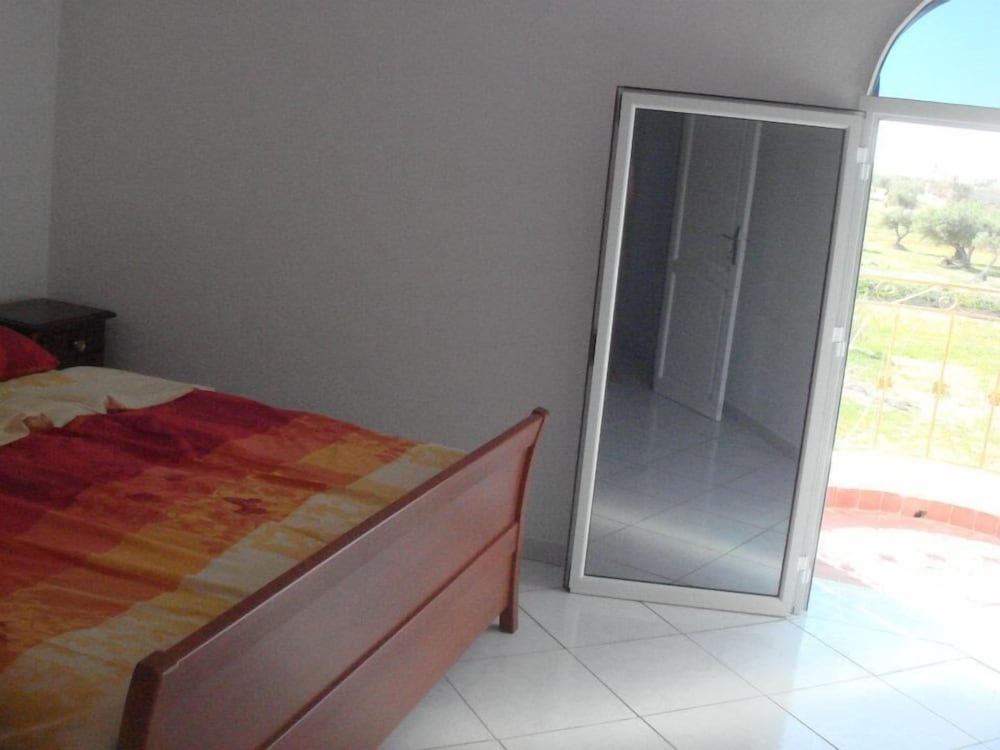 Hotel Résidence Jlidi