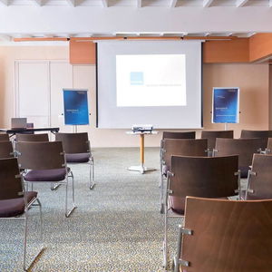 Hotel Novotel Sophia Antipolis cazare Antibes