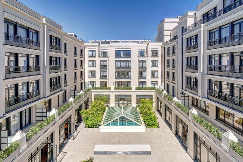 Quality Suites Val D'europe