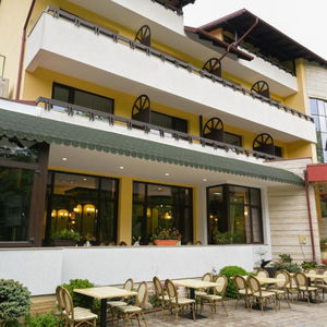 Hotel Pensiunea Iulia Star cazare Baile Olanesti