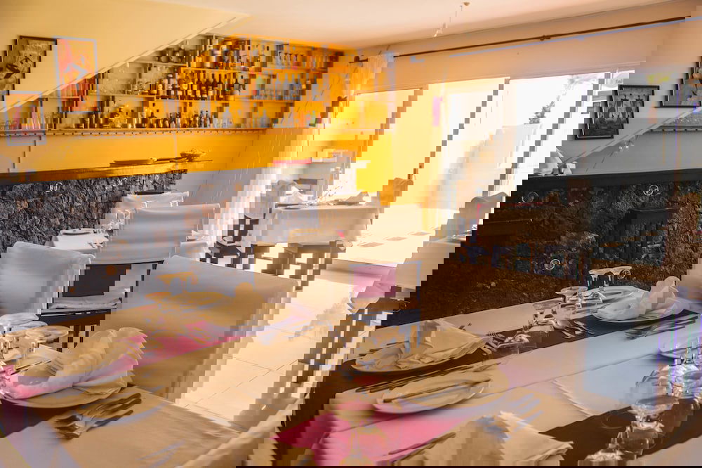 Hotel Restaurante Baia Guest House