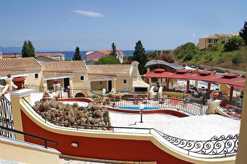 dal travel Mediterranean Blue Complex