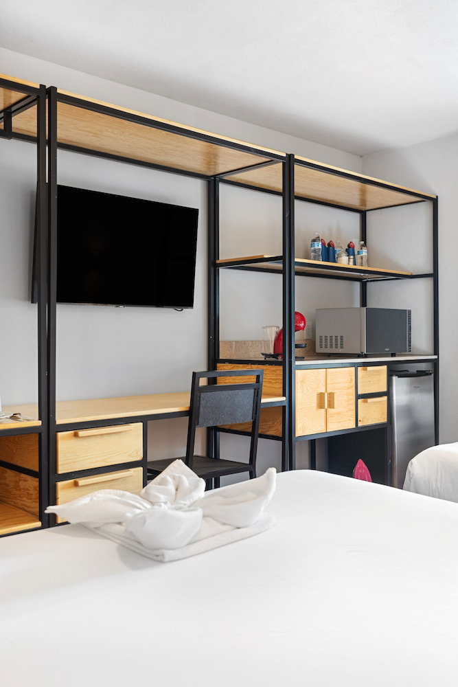 Hotel Hacienda Santa Barbara