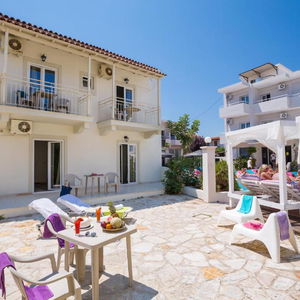 Hotel Paralia Studios cazare Kavos