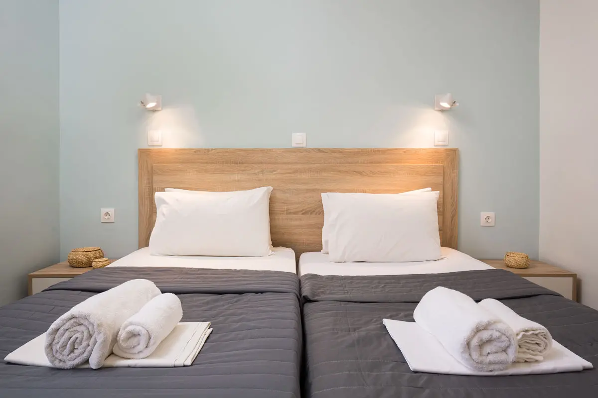 dal travel Paralia Studios