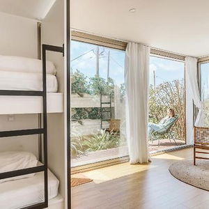 Hotel The Salty Pelican cazare Peniche