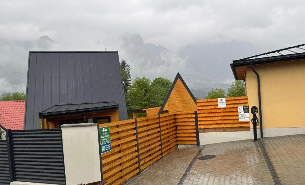 A-Frame Valley