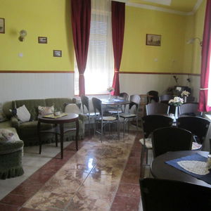 Hotel Fehér Hajó Panzió És Vendéglő cazare Gyor