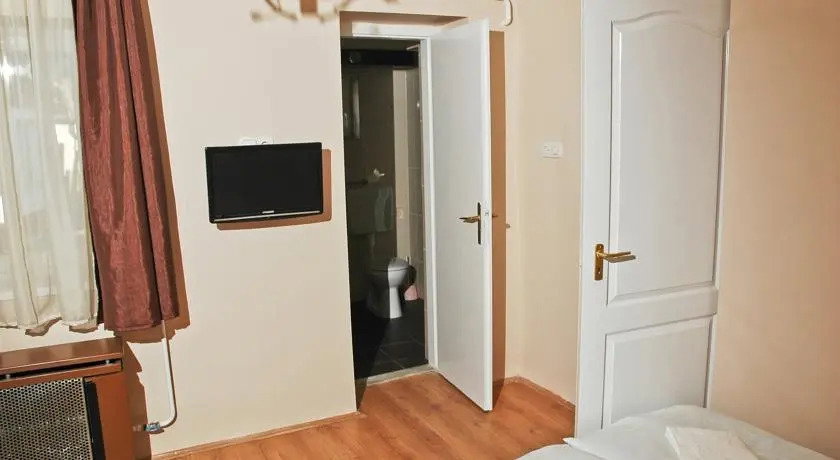 Amarin Apartments