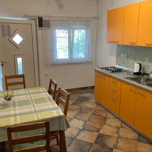 Hotel Apartments Pranic cazare Vir
