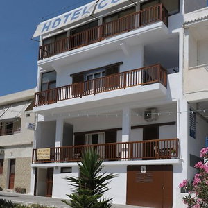 Hotel Corali Hotel cazare Adamas
