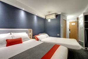 Hotel Holiday Inn Express London Luton Airport By Ihg cazare Luton
