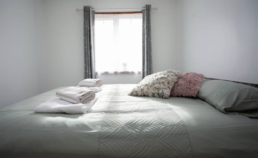Cozy 3-Bedroom Home In Luton