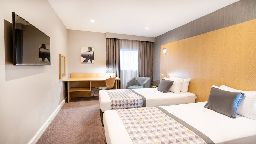 Holiday Inn London - Luton Airport By Ihg