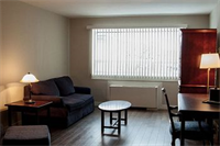 Hotel Duvernay Studios And Suites