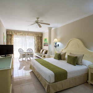 Hotel Grand Bahia Principe La Romana cazare La Romana