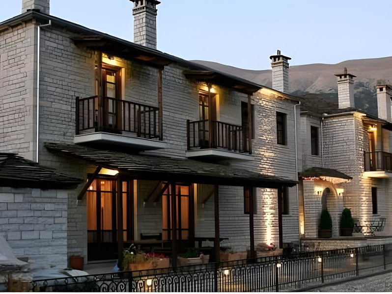 Arkefthos Mountain Hotel