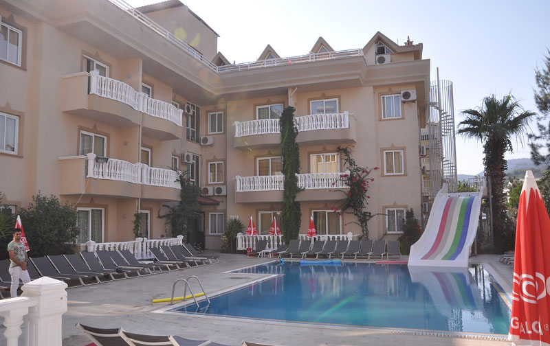 Isla Suite Apart Hotel