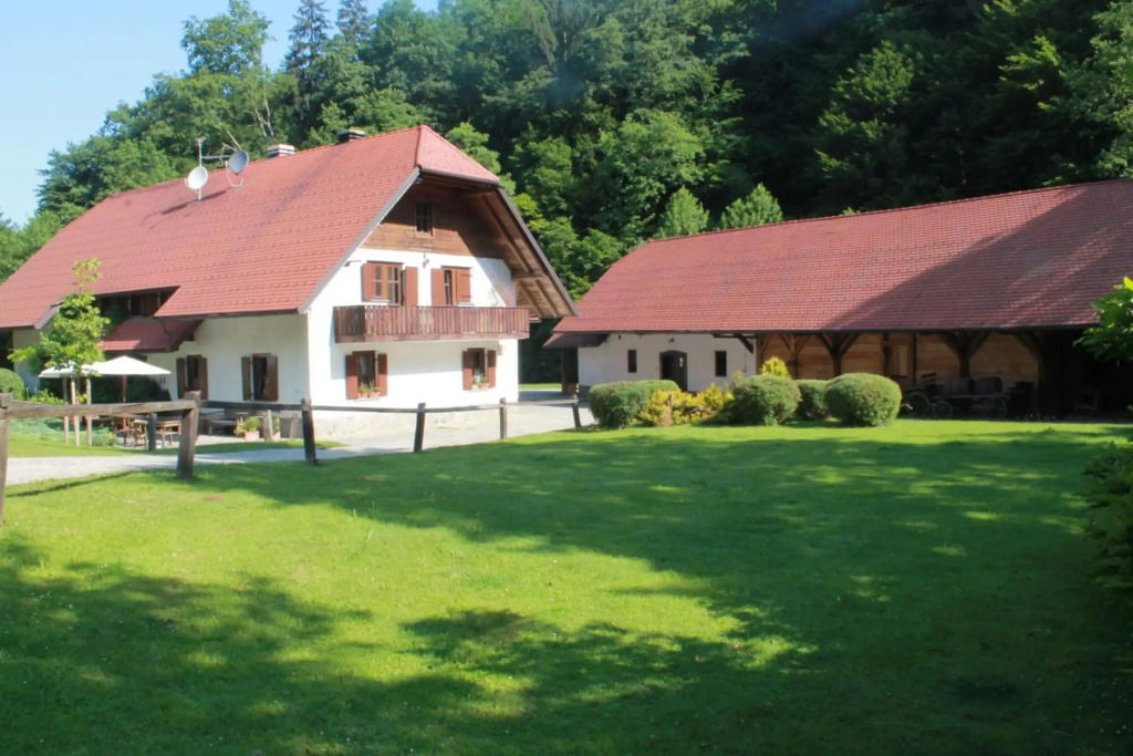 Hotel Turisticna Kmetija Seruga