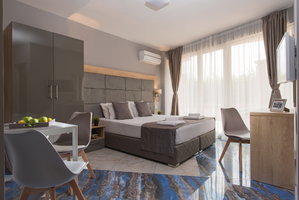 Hotel Marina Beach Apartments cazare Pomorie