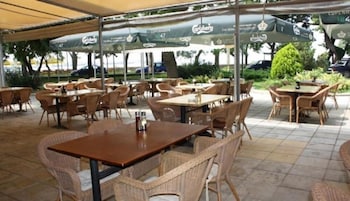 Paradise Hotel - Pomorie