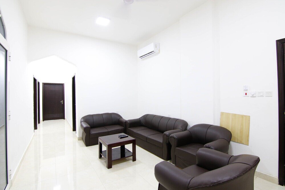 Hotel Oyo 128 Al Tawasi Furnished Apartments
