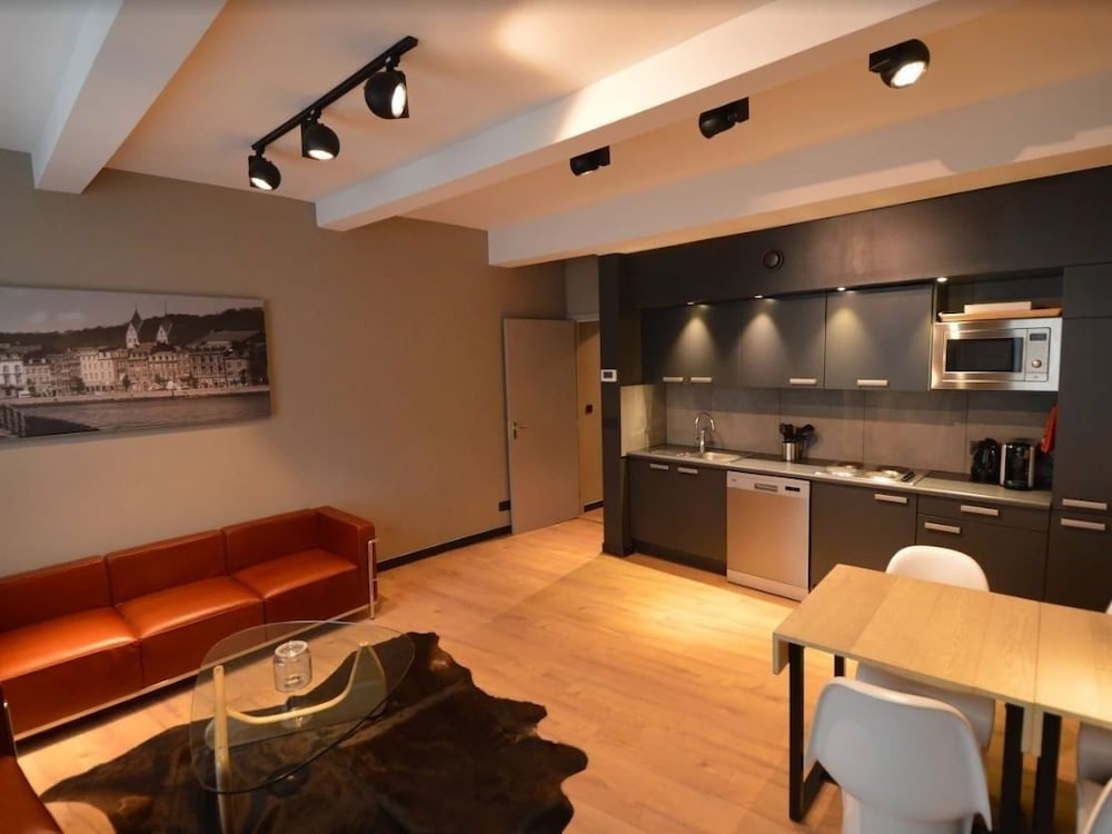 Hotel Amosa Liege City Centre Hotel