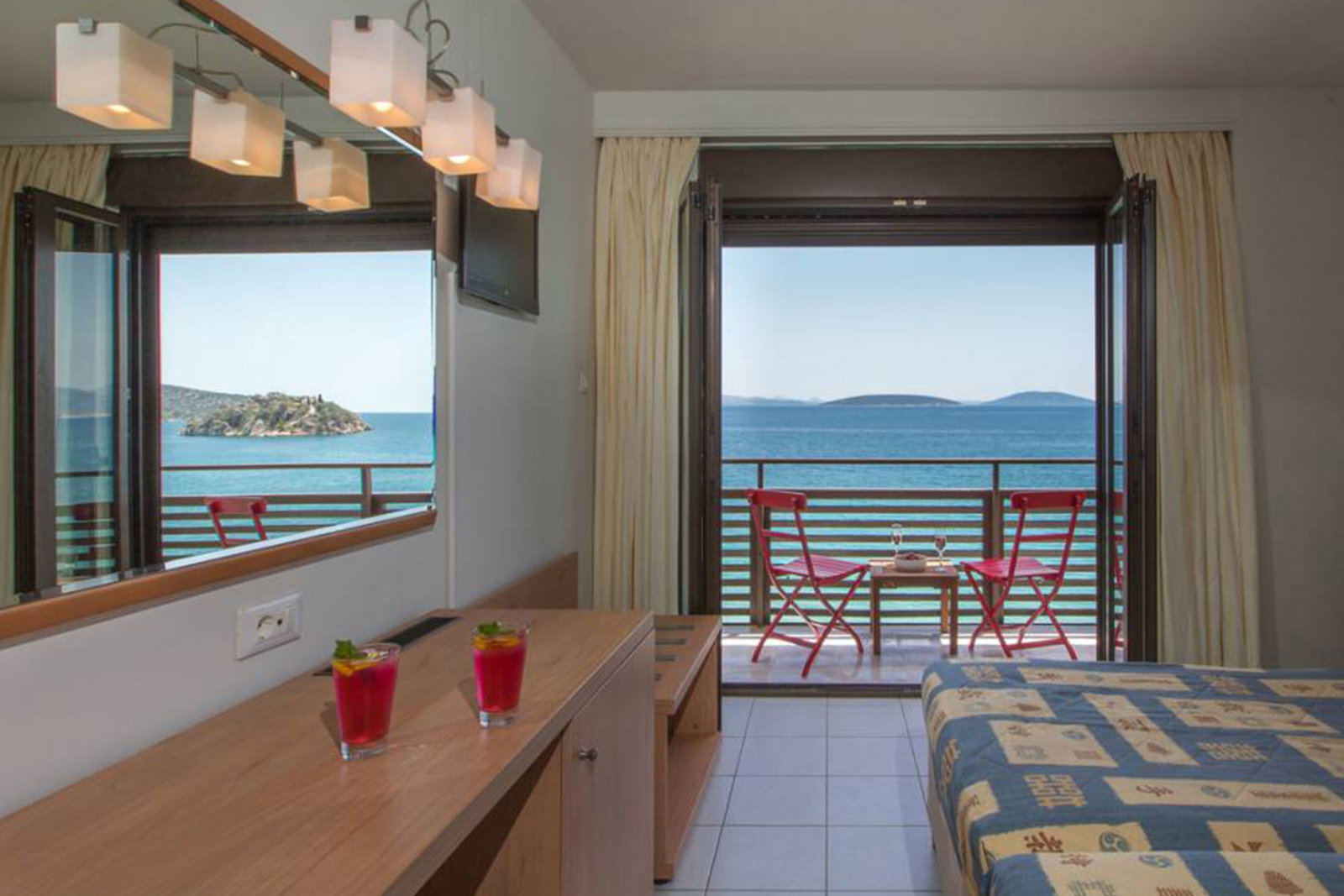 Flisvos Hotel