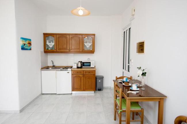 Hotel Maria Studios & Apartments