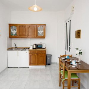 Hotel Maria Studios & Apartments cazare Kremasti