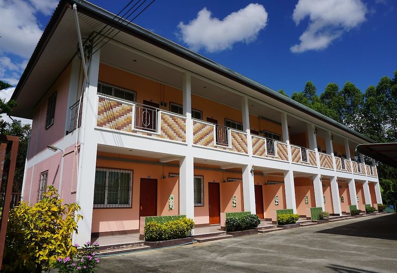 Hotel Kanoktid Place