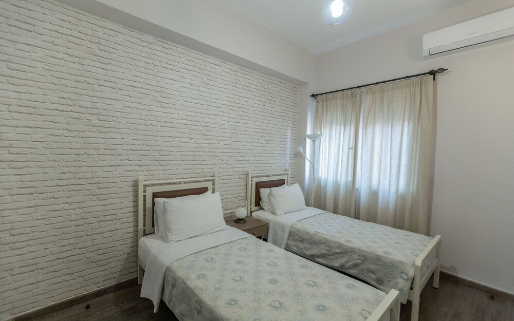 Pegasus Rooms