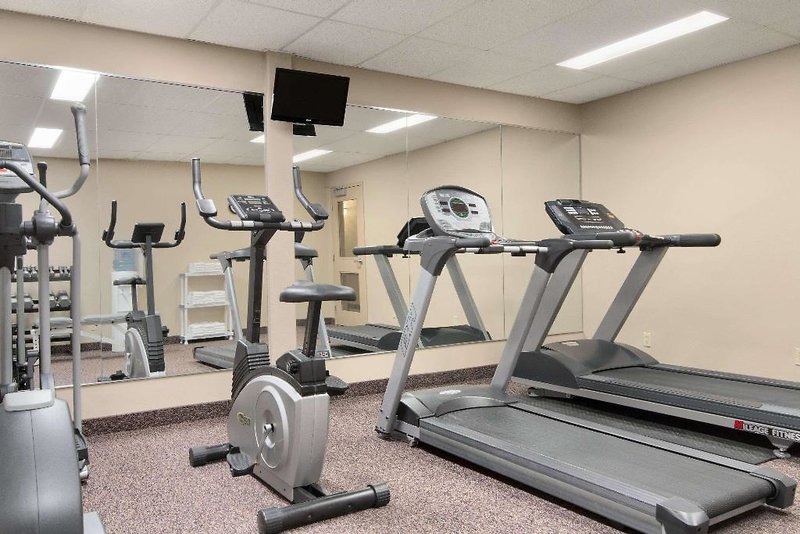 Hotel Days Inn & Suites By Wyndham Thunder Bay