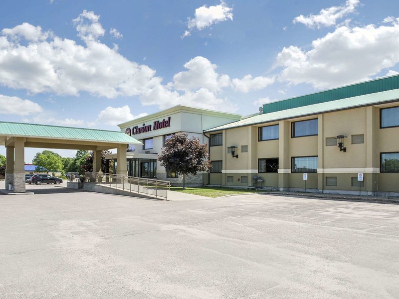 Hotel Quality Inn & Conference Centre