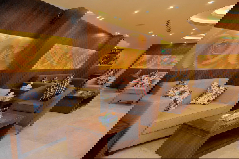 Hotel Raed Hotel Suites