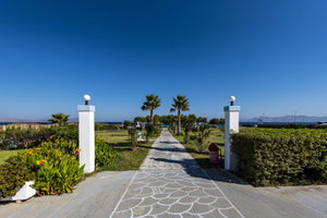 Hotel Costa Angela Seaside Resort cazare Lampi