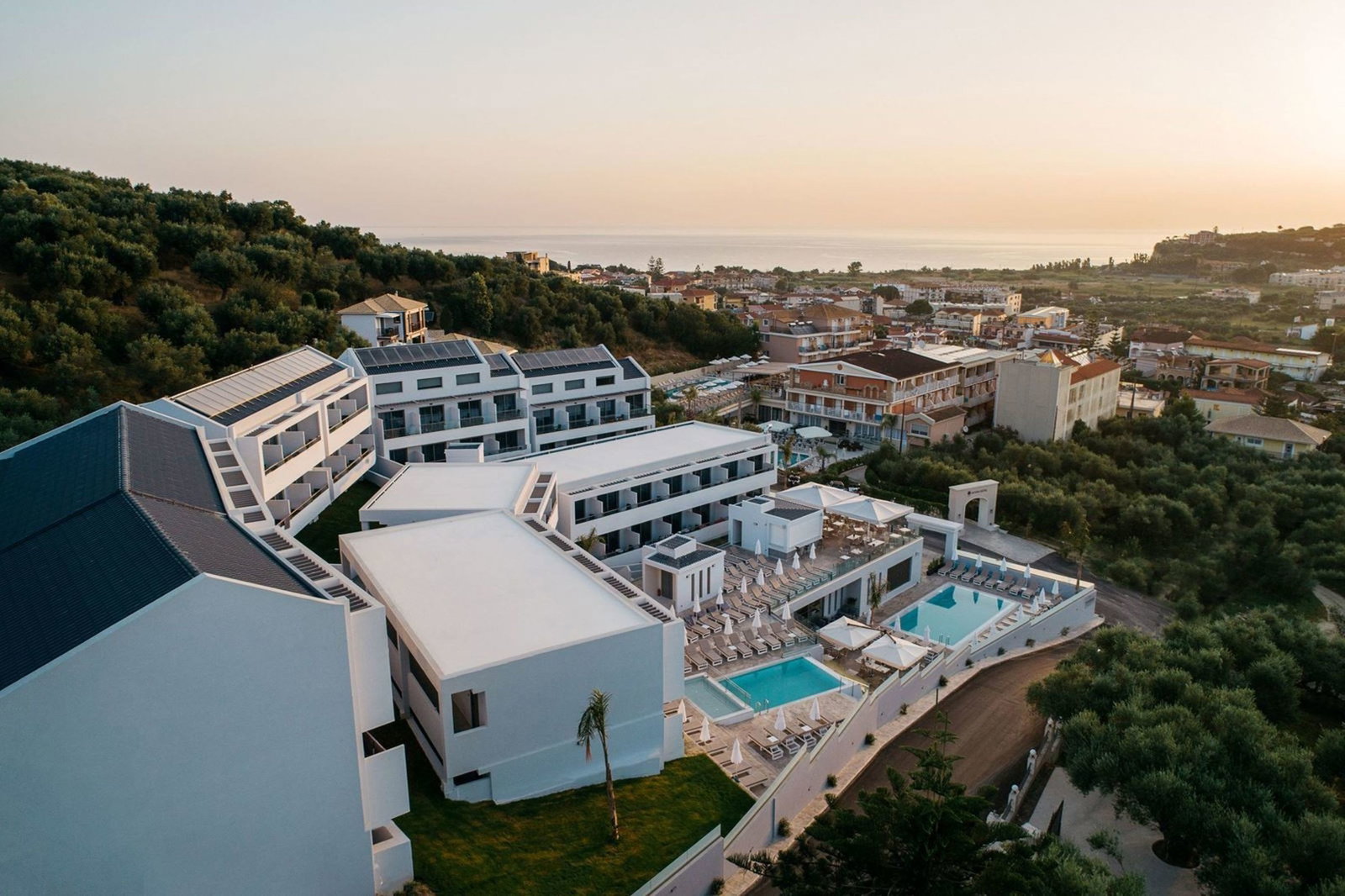 Tesoro Hotel